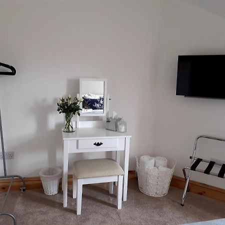 T H R E E B&B Inverness Luaran gambar