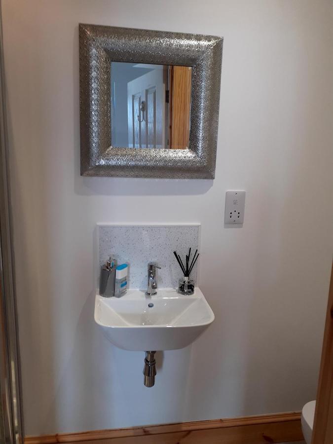 T H R E E B&B Inverness Luaran gambar