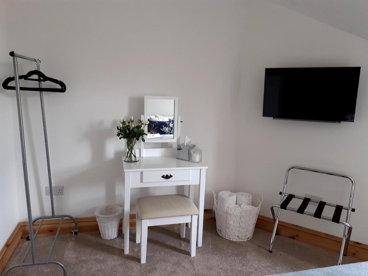 T H R E E B&B Inverness Luaran gambar